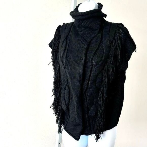 m.o.l  knits Vest Sweater Medium Fringe Open Weave Boho Gothic Festival Indie - Picture 7 of 12